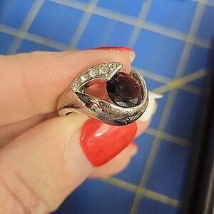 Beautiful Costume Jewelry Ring Size 7